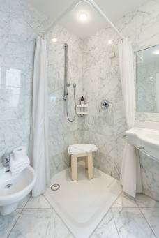 Hotel Rosa d'Oro - Bagno accessibile