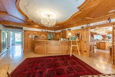 Hotel Chalet Corso - Rezeption, Bar und Lounge