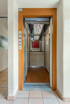 Alphotel Stocker - Aufzug