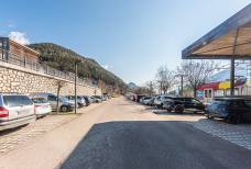 Bahnhof Vintl - Parkplatz und Zugangsweg