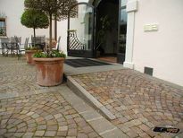 Schwarz Adler Turmhotel - Rampen