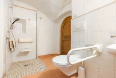 Bad Schüsslerhof - Bagno accessibile nel corridoio ad uso privato