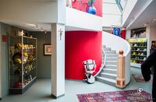 Feuerwehrhelmmuseum - Treppenlift