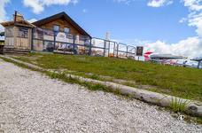Cabinovia Ruis - Gradino di accesso al ristorante Rifugio Corona