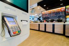 McDonald's Merano - Ordinazioni e sala ristorante