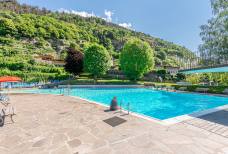 Schwimmbad Schlanders - Schwimmbad und Kinderbecken  