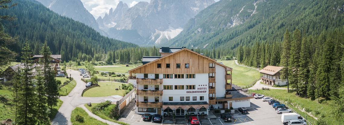 Hotel Dolomitenhof & Chalet Alte Post