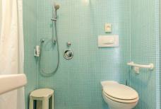 Badezimmer 10